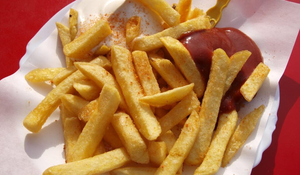 How to Make Frozen French Fries in Air Fryer